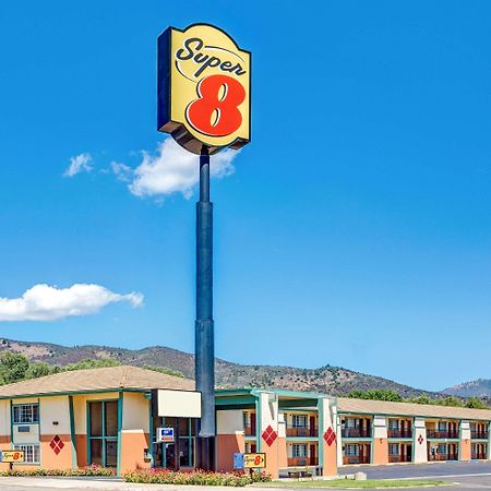 Super 8 By Wyndham Yreka Hotel Exterior foto