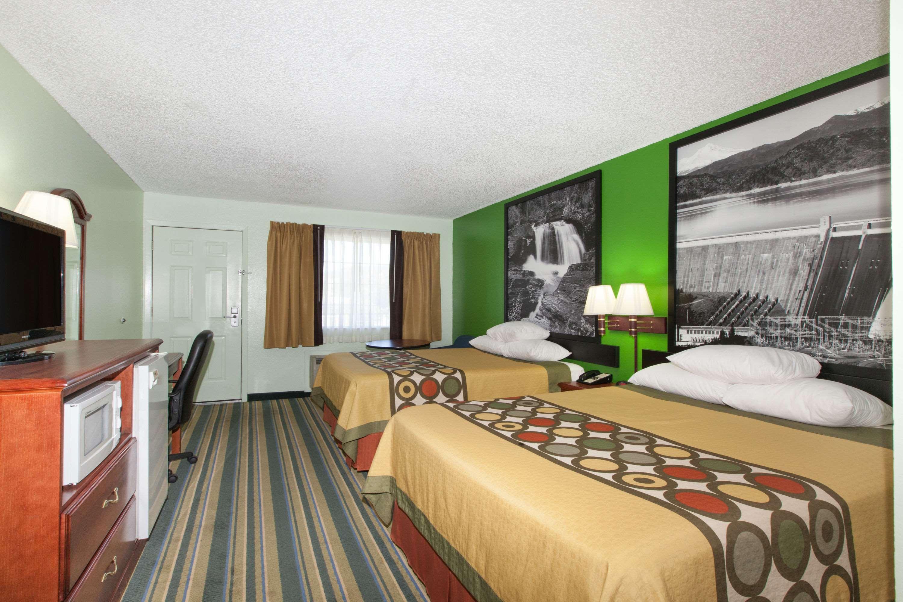 Super 8 By Wyndham Yreka Hotel Exterior foto