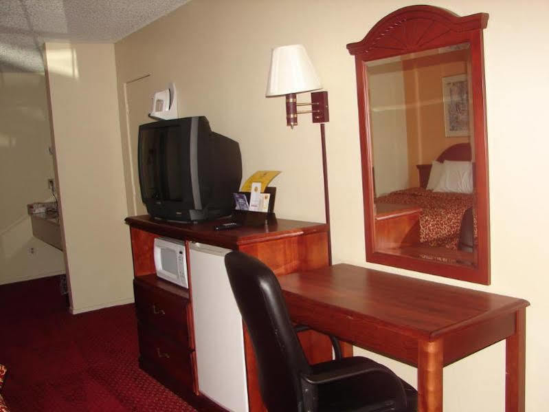Super 8 By Wyndham Yreka Hotel Exterior foto