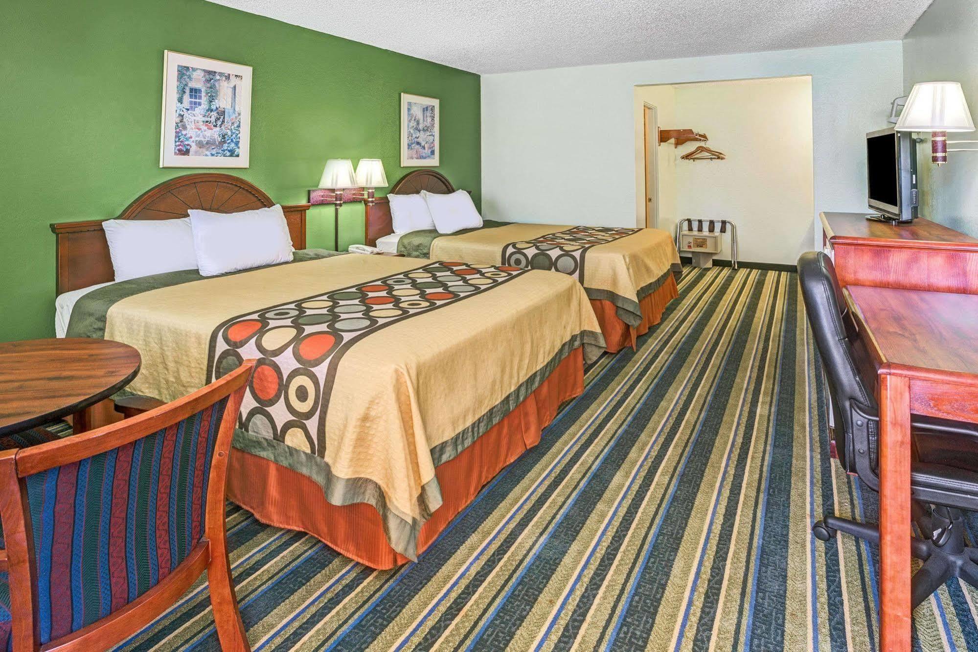 Super 8 By Wyndham Yreka Hotel Exterior foto